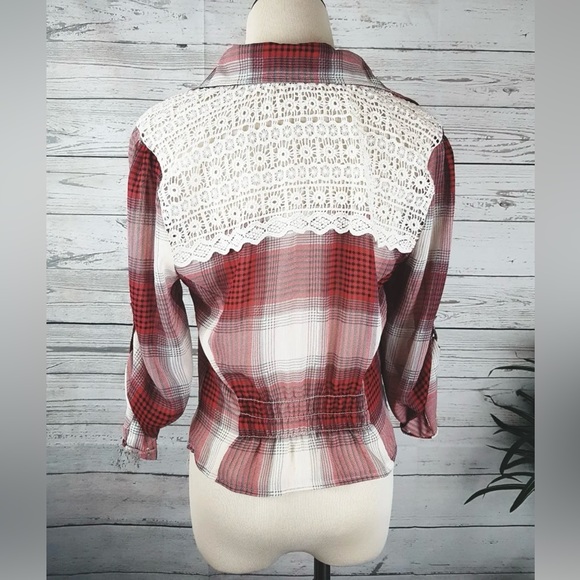 American Rag Cie Flannel Lace Detail Button Down - Picture 4 of 5